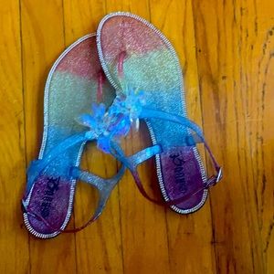 Nice pair size 10 sandals